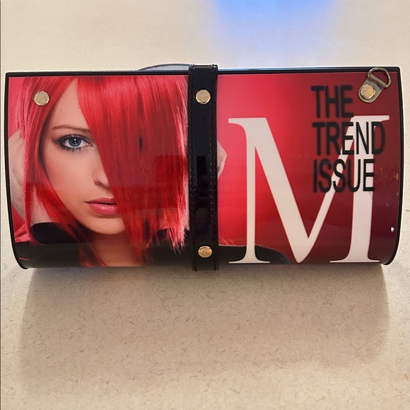 M The Trend Issue Fashion Magazine Style Clutch Structured Crossbody Handbag - Picture 4 of 12